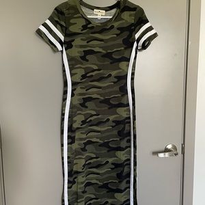 Derek Heart Brand New Women’s Camouflage Bodycon dress size Medium